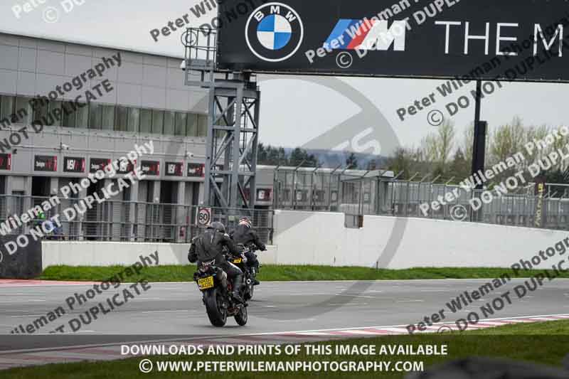 donington no limits trackday;donington park photographs;donington trackday photographs;no limits trackdays;peter wileman photography;trackday digital images;trackday photos